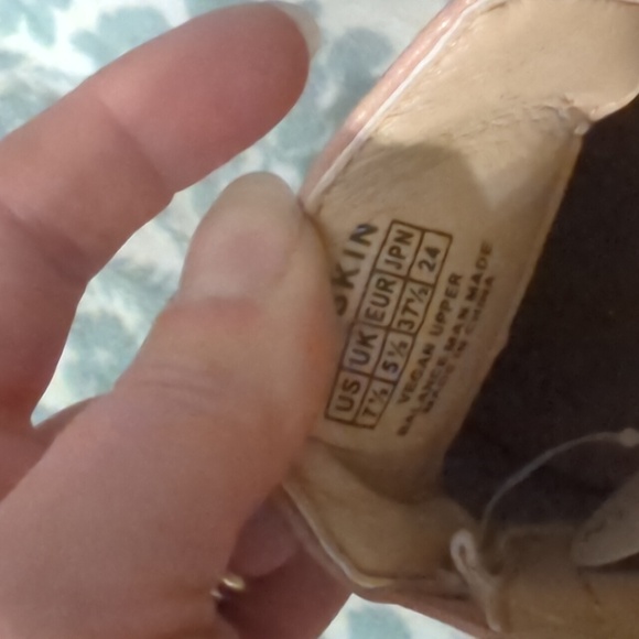 Danskin - Picture 3 of 4